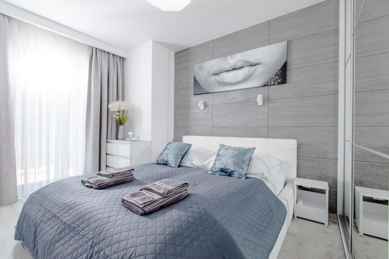 Apartament LINIA KOMFORTU Dziwnów Gardenia EPapartamenty Exterior foto
