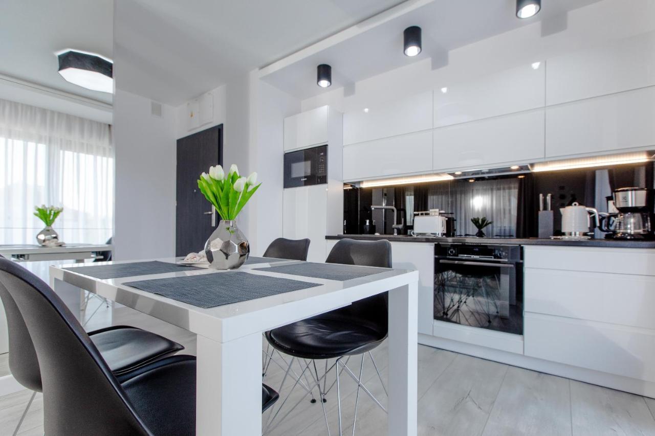 Apartament LINIA KOMFORTU Dziwnów Gardenia EPapartamenty Exterior foto